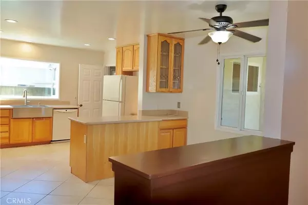 Anaheim, CA 92804,238 Broadview