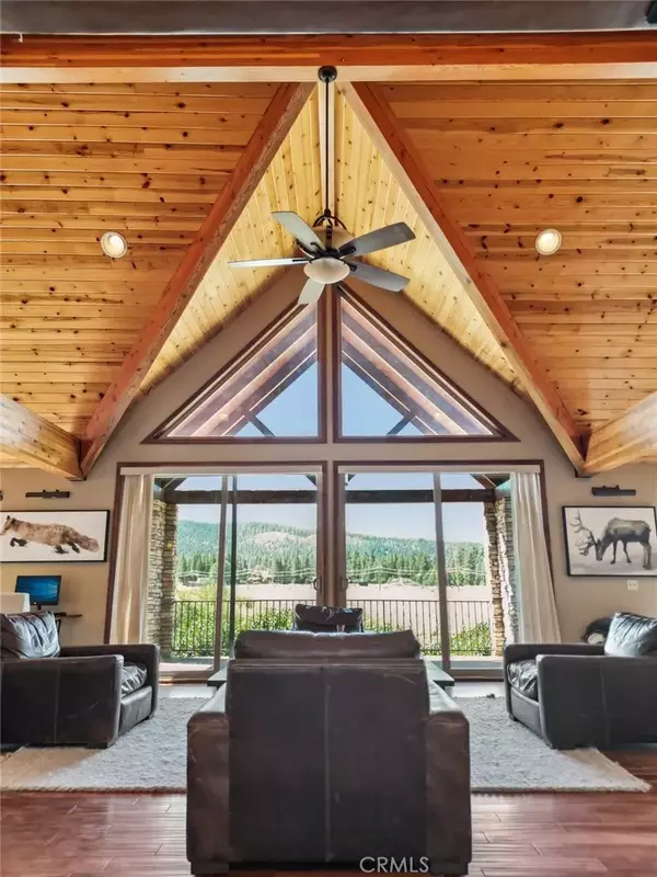 Big Bear Lake, CA 92315,41881 Marina Court