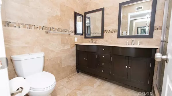 Irvine, CA 92612,7 Satinwood Way