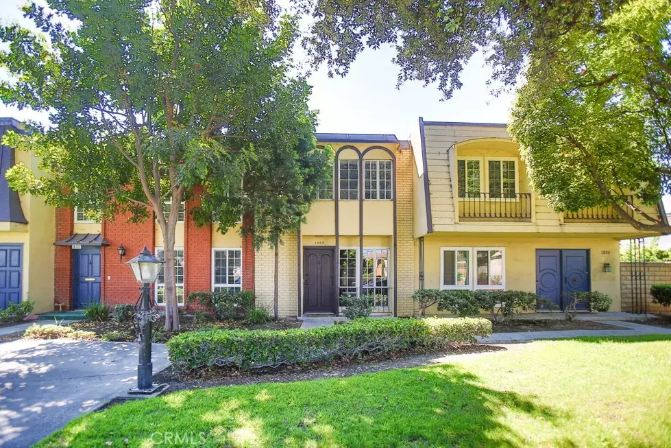 Anaheim, CA 92801,1802 Glenoaks