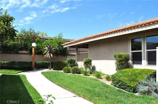 Tustin, CA 92780,2142 Foxglove Road