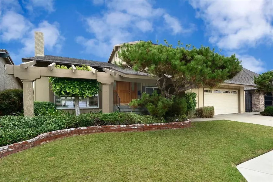 10458 Santa Clara St, Cypress, CA 90630