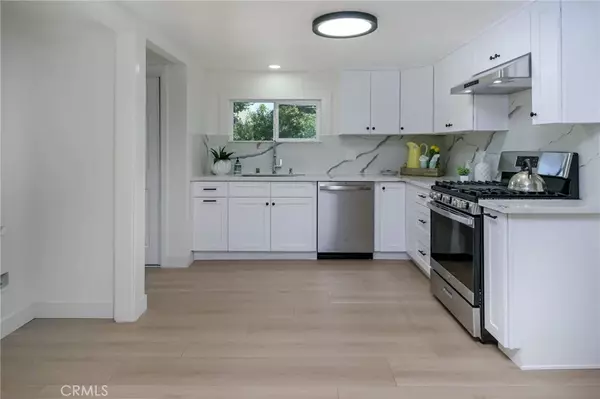 Yorba Linda, CA 92886,4942 GEM Lane