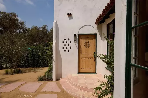 Los Angeles, CA 90039,3725 Glenfeliz Boulevard