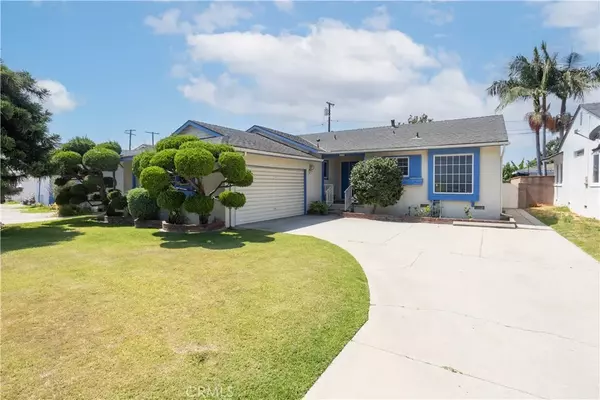 1921 North Hidden Lane, Long Beach, CA 90815