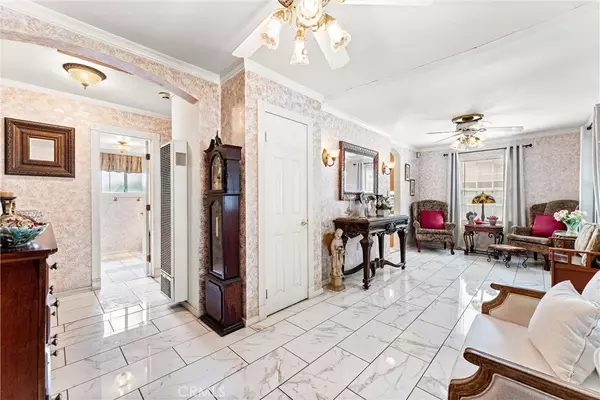 Bellflower, CA 90706,9488 Foster Rd.