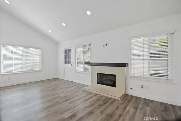 Anaheim, CA 92804,1700 W Cerritos Ave #314