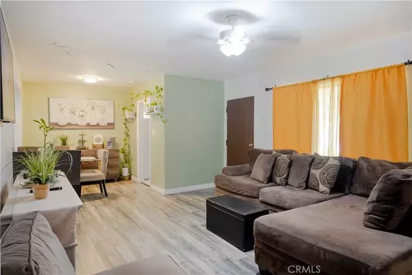 Santa Ana, CA 92703,1250 W Camile Street