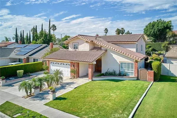 2517 Greenhill Dr, Fullerton, CA 92833