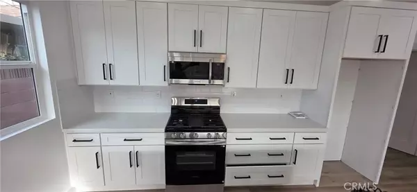 Lakewood, CA 90712,4705 Lakewood #1