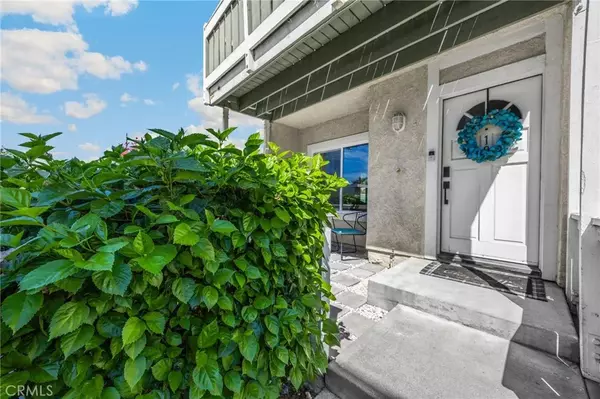 Ontario, CA 91762,926 W Philadelphia #18