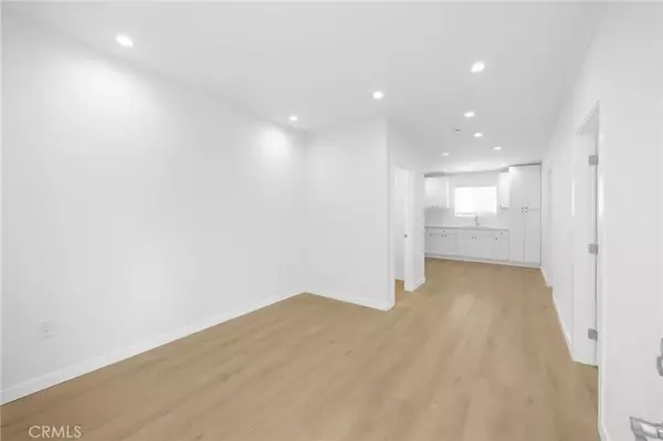 Long Beach, CA 90806,2210 Pine Ave