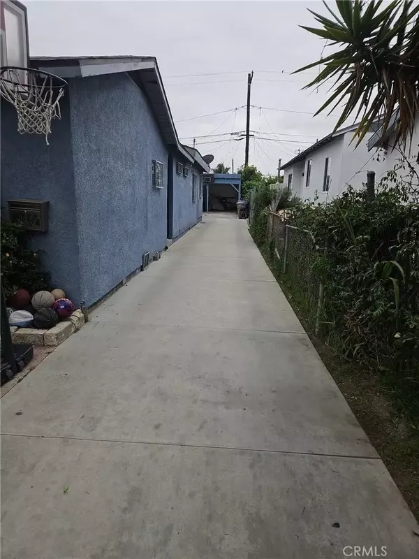 Los Angeles, CA 90044,1326 W 91 Street