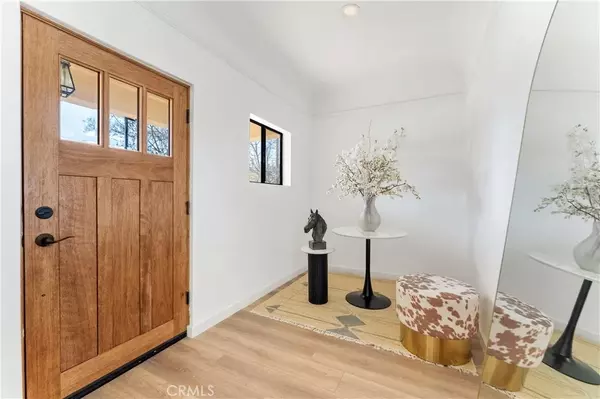 Los Angeles, CA 90031,137 E Avenue 42