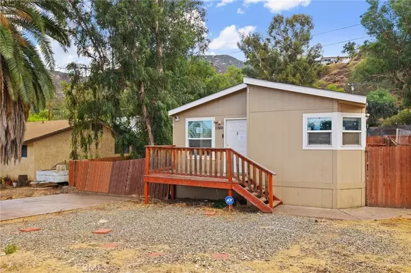 Lake Elsinore, CA 92530,17603 Hayes