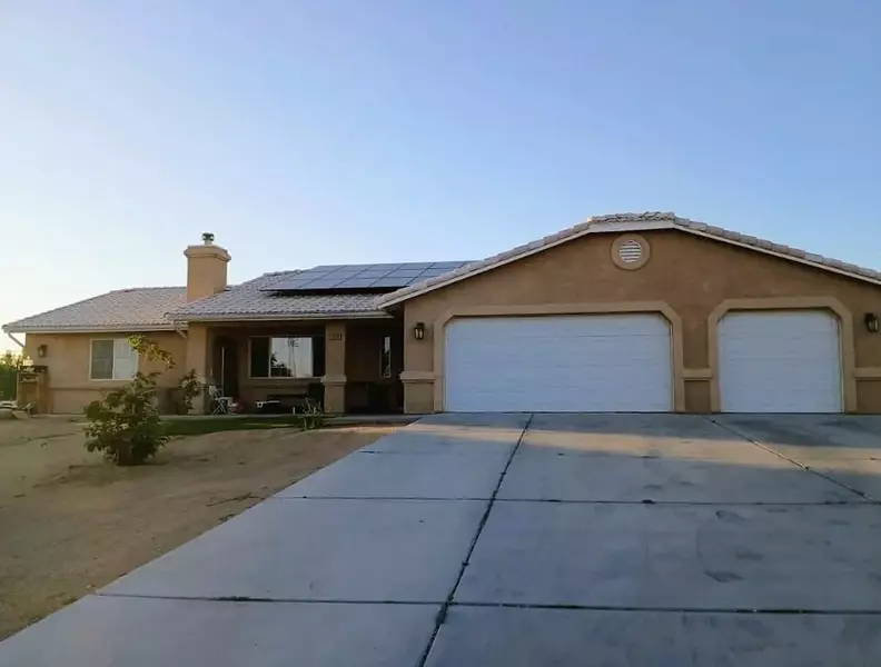 21114 Wigwam Street, Apple Valley, CA 92307