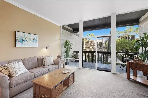 Long Beach, CA 90803,7124 Marina Pacifica North