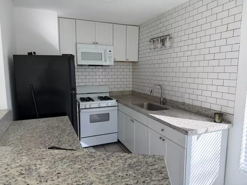 68085 Hermosillo #B, Cathedral City, CA 92234