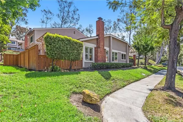 Anaheim Hills, CA 92807,6520 E Camino Vista #1