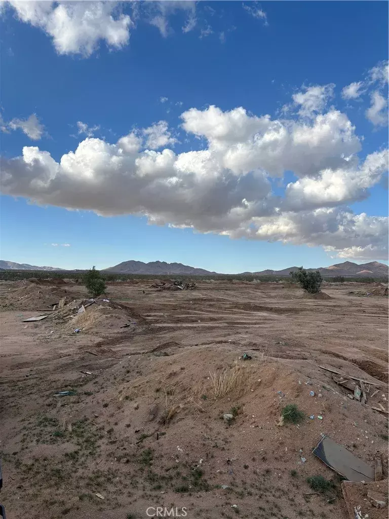 Apple Valley, CA 92307,22727 Johnson