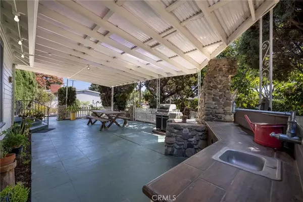 Anaheim, CA 92805,1615 E South