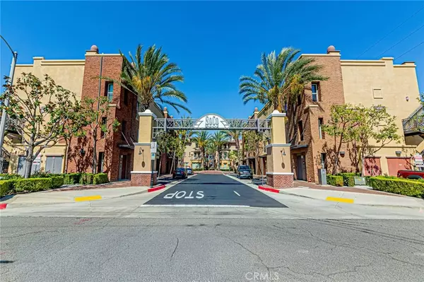 309 Metro Court, Fullerton, CA 92832