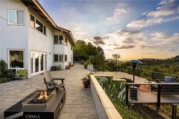10721 Equestrian Drive, North Tustin, CA 92705