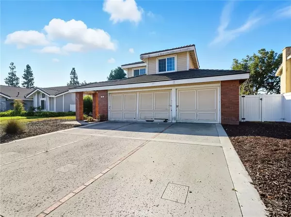 Camarillo, CA 93010,858 Calle Portilla