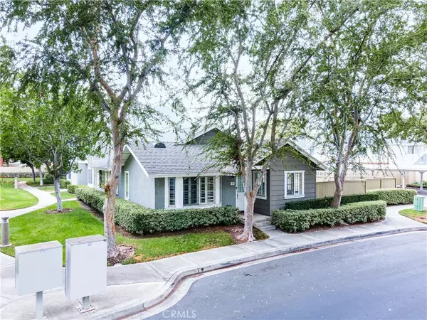 63 Thicket #43, Irvine, CA 92614