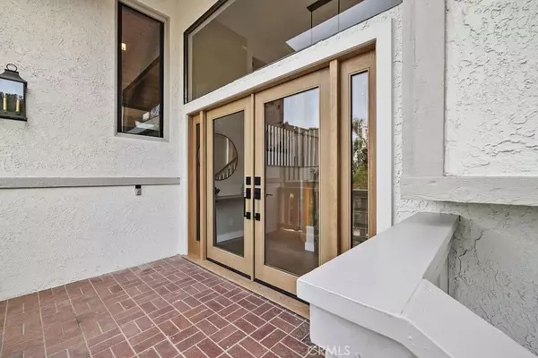 Ojai, CA 93023,275 Fairview Road