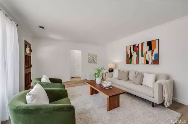 Long Beach, CA 90808,5856 E Scrivener