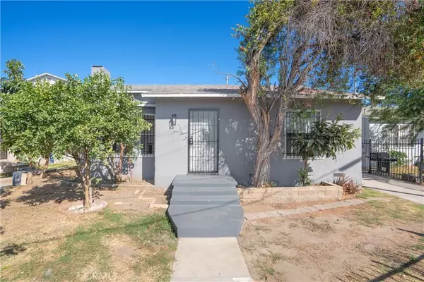 11010 Willowbrook Avenue, Los Angeles, CA 90059