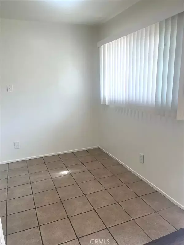 Anaheim, CA 92807,101 N Tustin Avenue #3