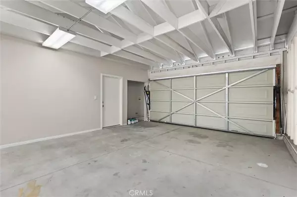 Long Beach, CA 90805,2907 E Sawyer Street #1/2