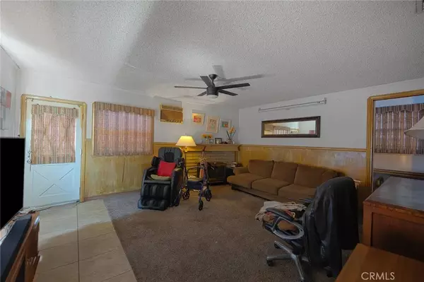 Anaheim, CA 92805,945 N Summer