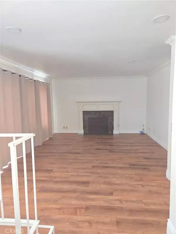 Fountain Valley, CA 92708,16055 Gallatin