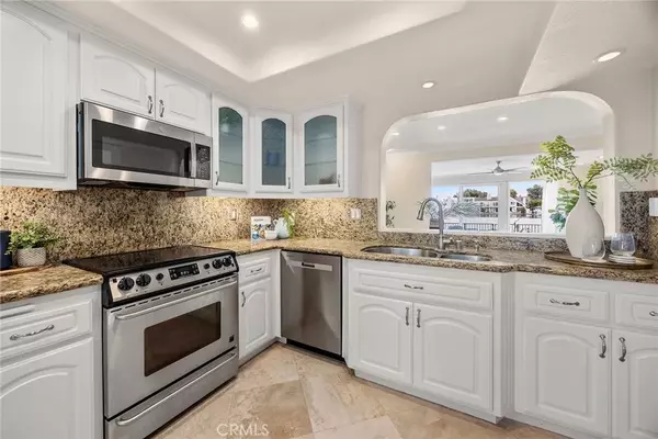 Huntington Beach, CA 92649,3742 Montego