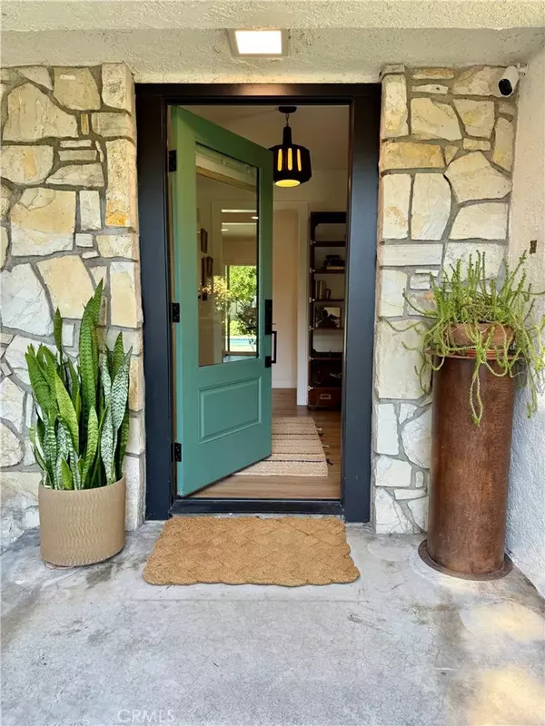 Santa Ana, CA 92706,1109 W 21st Street