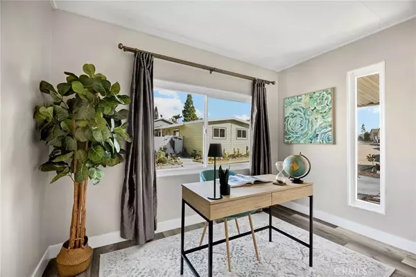 Fullerton, CA 92835,2851 Rolling Hills #248