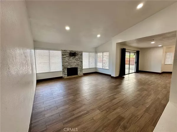 14217 Heritage Court, Victorville, CA 92392