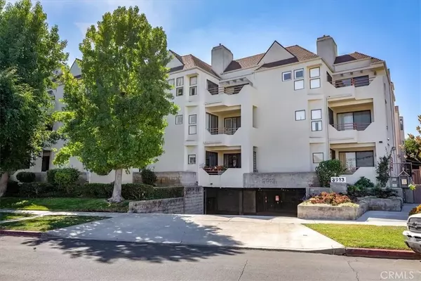 3913 North Virginia Road #108, Long Beach, CA 90807