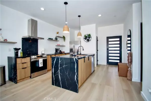 Joshua Tree, CA 92252,5125 Sunfair Rd