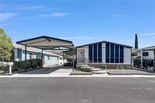 Corona, CA 92883,21650 Temescal Canyon #26