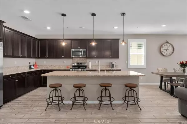 San Bernardino, CA 92407,18292 Sassafras