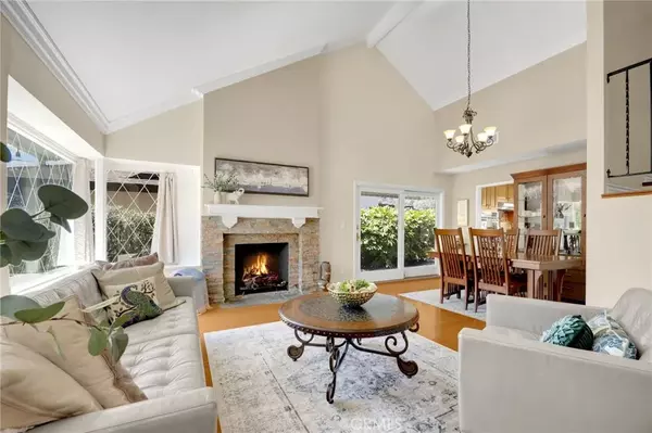 Fullerton, CA 92831,2109 Smokewood