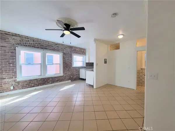 Long Beach, CA 90802,635 Elm Ave #23
