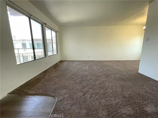 528 Cedar Ave #3H, Long Beach, CA 90802