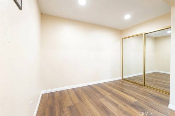 Santa Ana, CA 92707,1030 W Macarthur Boulevard #21