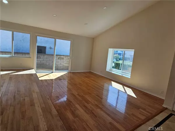 Fullerton, CA 92833,1812 Fairgreen Drive