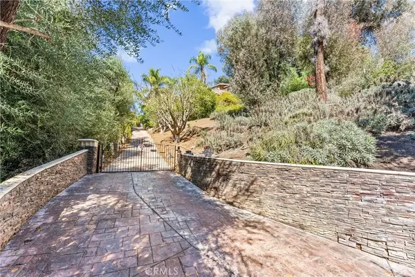 La Habra Heights, CA 90631,105 Reposado Drive